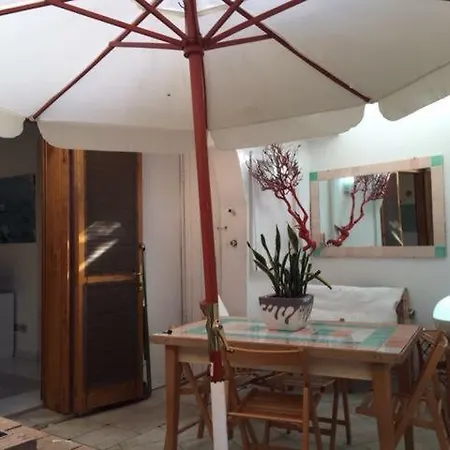 Via Dei Mirti Apartamento