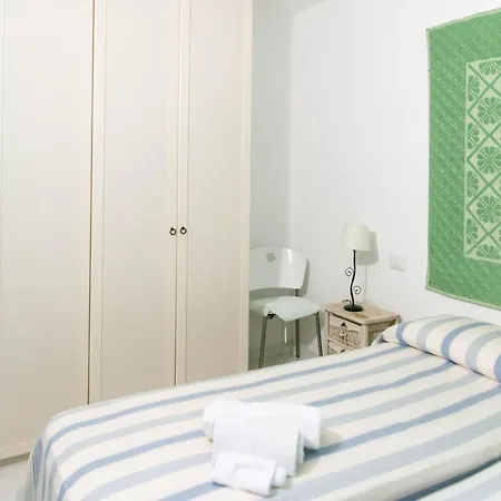 Apartamento Via Dei Mirti *