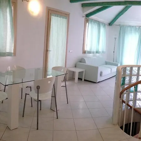 Apartamento Via Dei Mirti